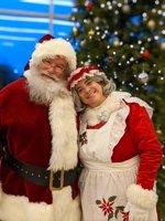 Mr & Mrs Claus  (2021 breakfast)